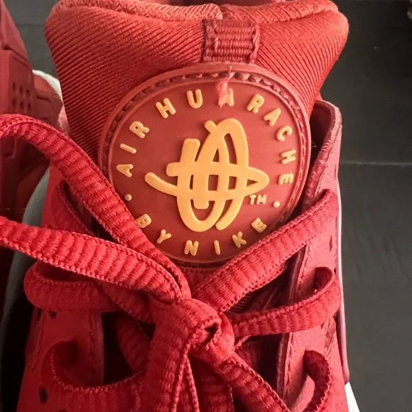 Used Womens Nike Air Huarache “Cinnamon” - Picture 9 of 10